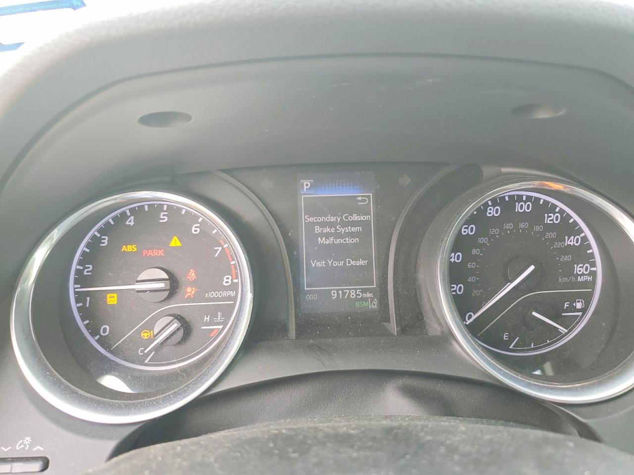2019 TOYOTA CAMRY L photo 9