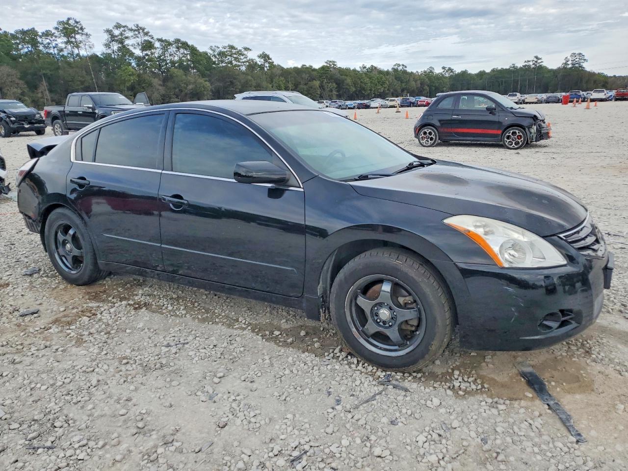 2012 NISSAN ALTIMA BASE photo 4
