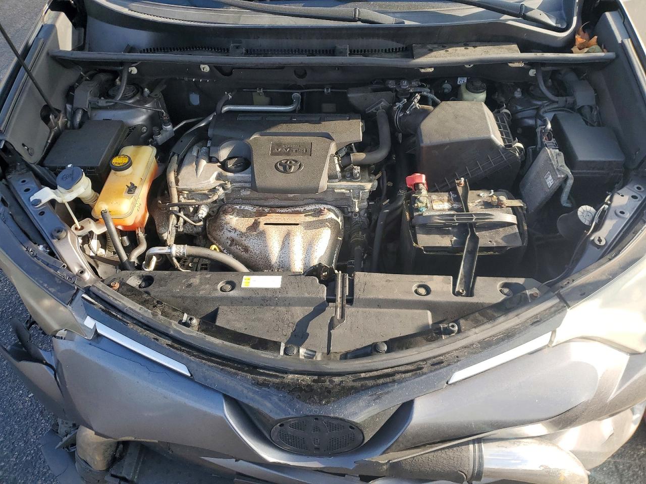 2016 TOYOTA RAV4 LE photo 12