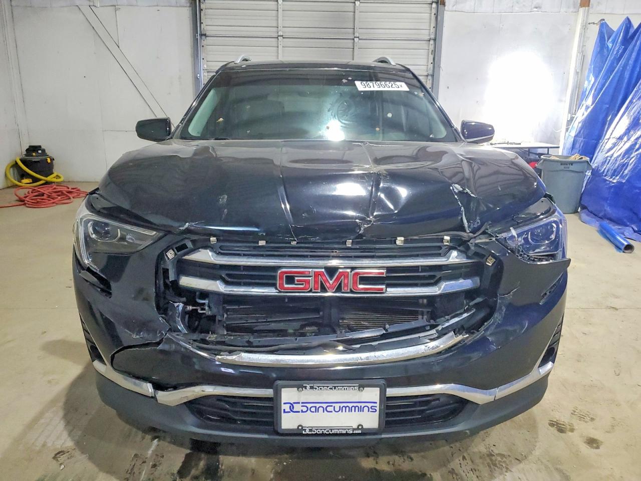 2019 GMC TERRAIN SLT photo 13