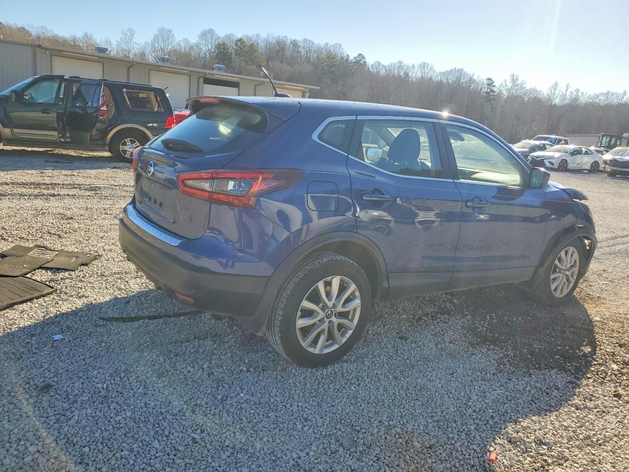 2020 NISSAN ROGUE SPORT S photo 3