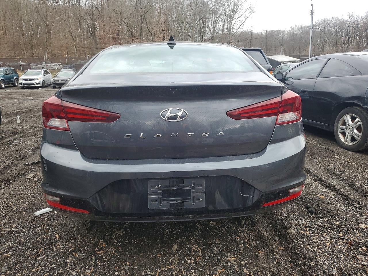 2020 HYUNDAI ELANTRA SEL photo 6