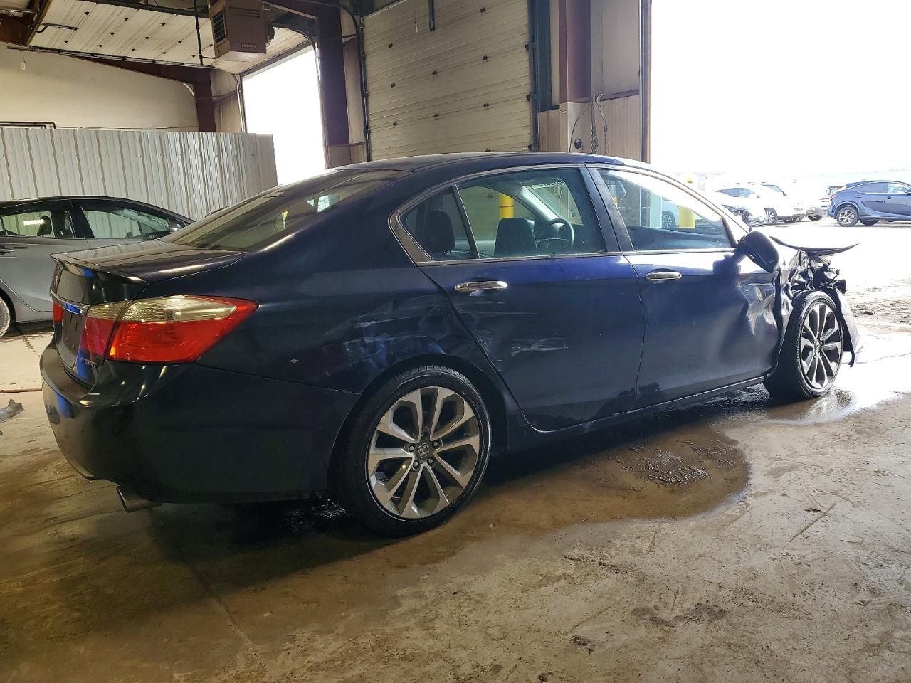 2015 HONDA ACCORD SPORT photo 3