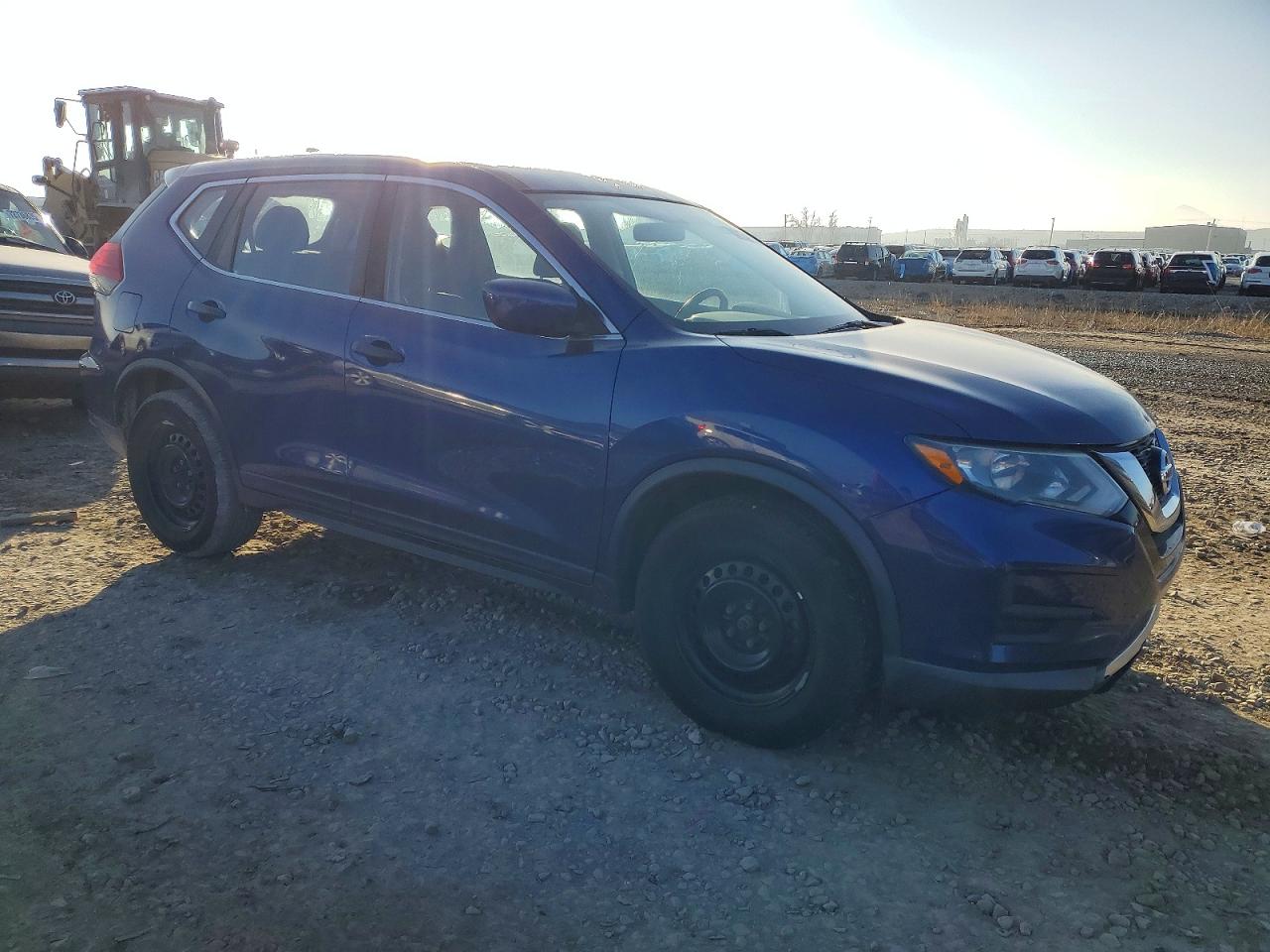 2017 NISSAN ROGUE S photo 4