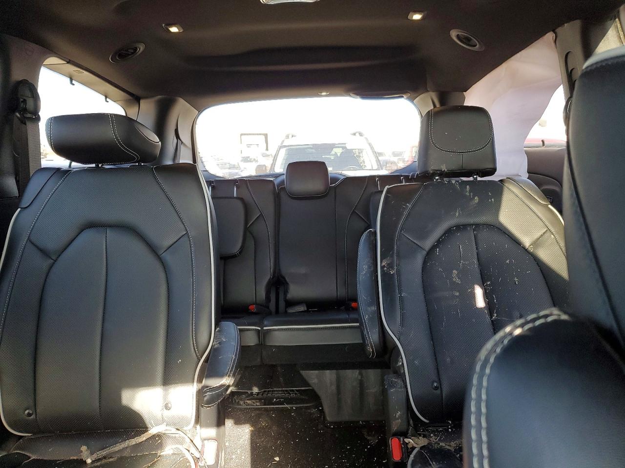 2024 CHRYSLER PACIFICA LIMITED photo 10