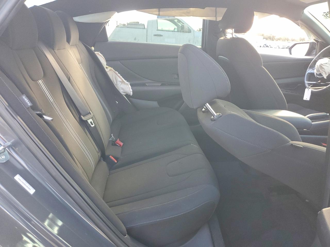 2025 HYUNDAI ELANTRA SEL SPORT photo 10