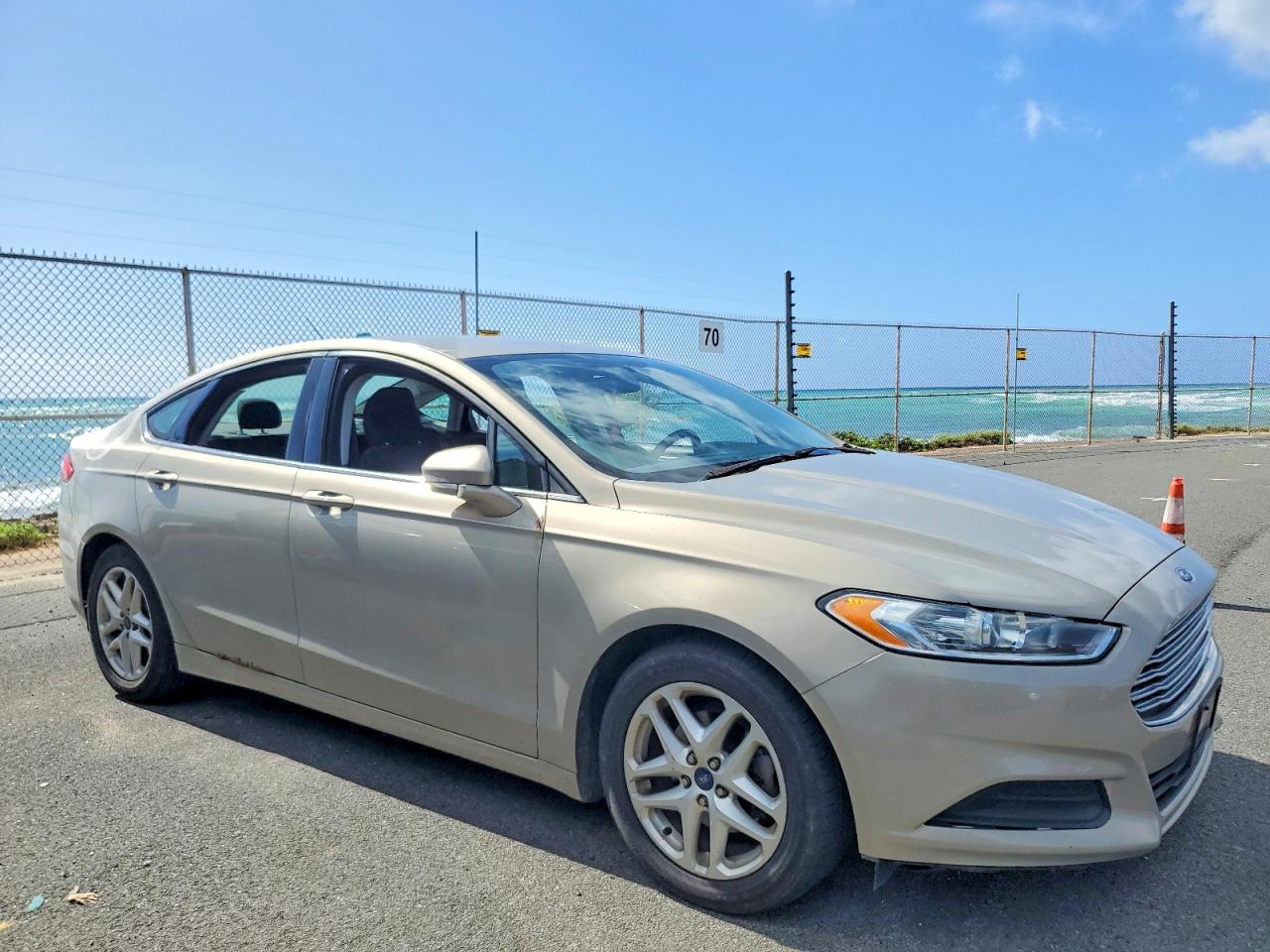 2016 FORD FUSION SE photo 10