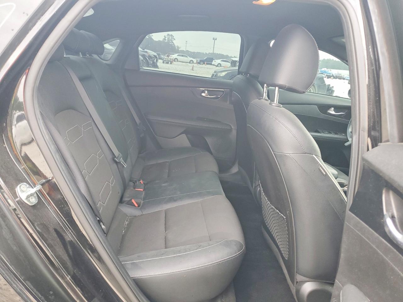 2023 KIA FORTE GT-LINE photo 10