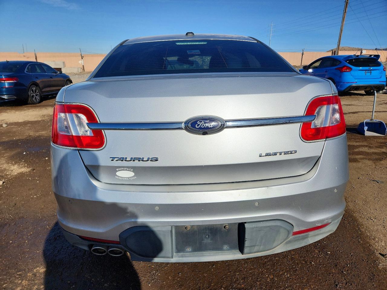 2011 FORD TAURUS LIMITED photo 6