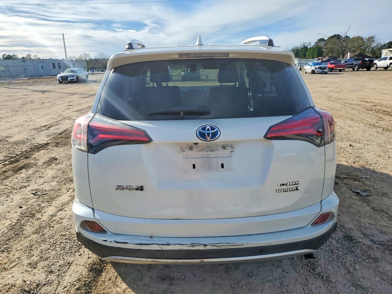 2016 TOYOTA RAV4 HV LIMITED photo 6