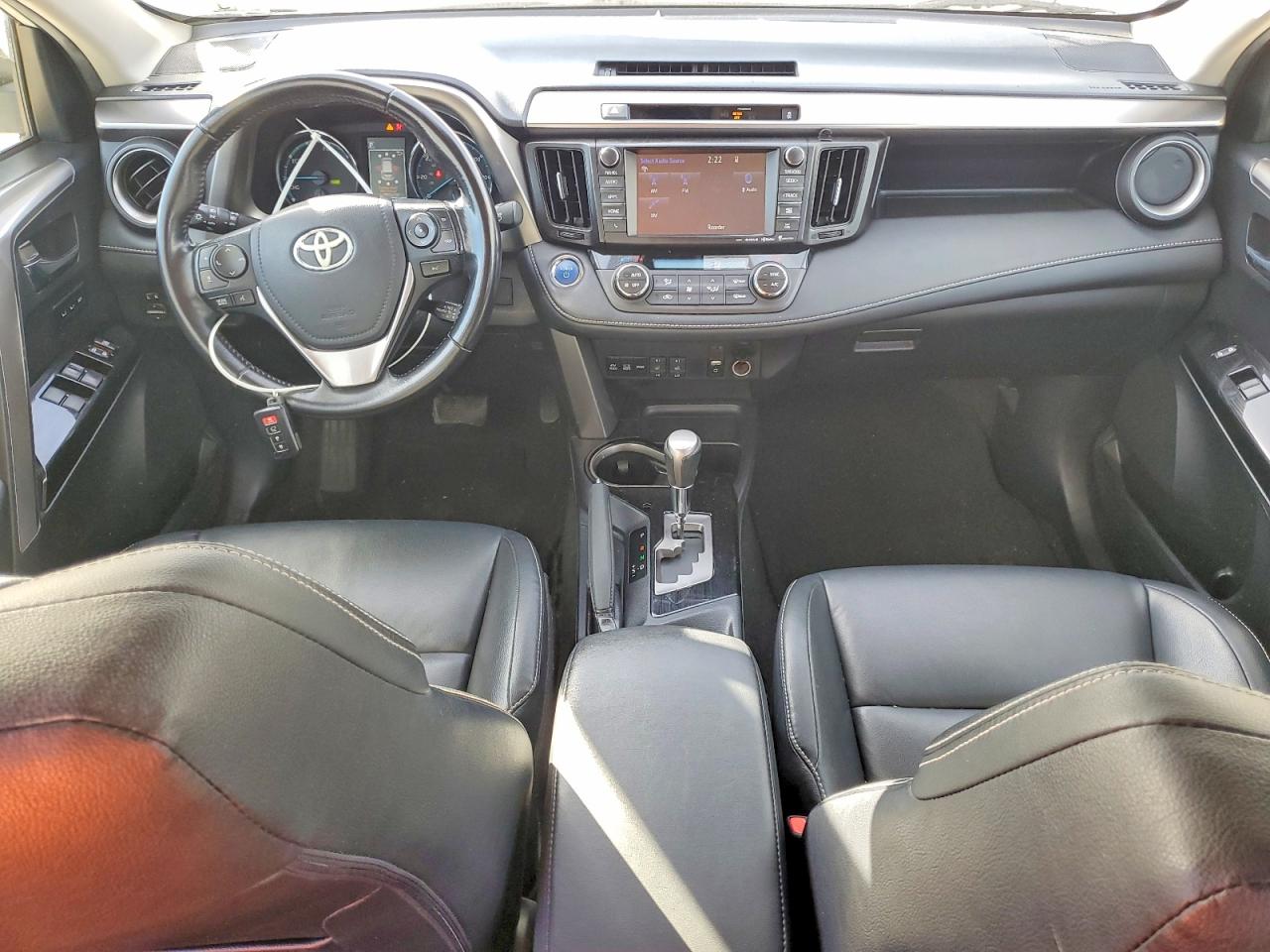 2016 TOYOTA RAV4 HV LIMITED photo 8