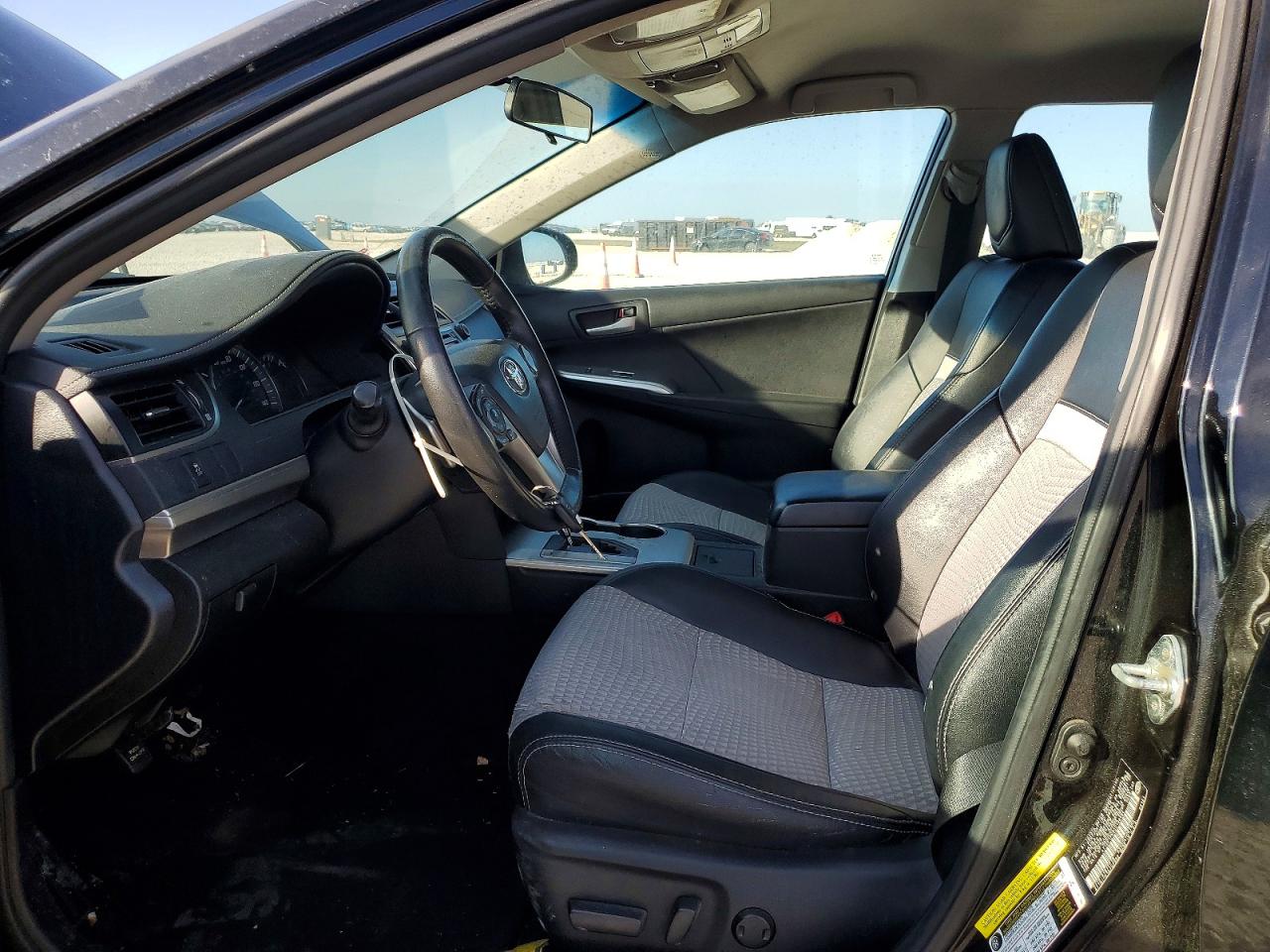 2012 TOYOTA CAMRY photo 7