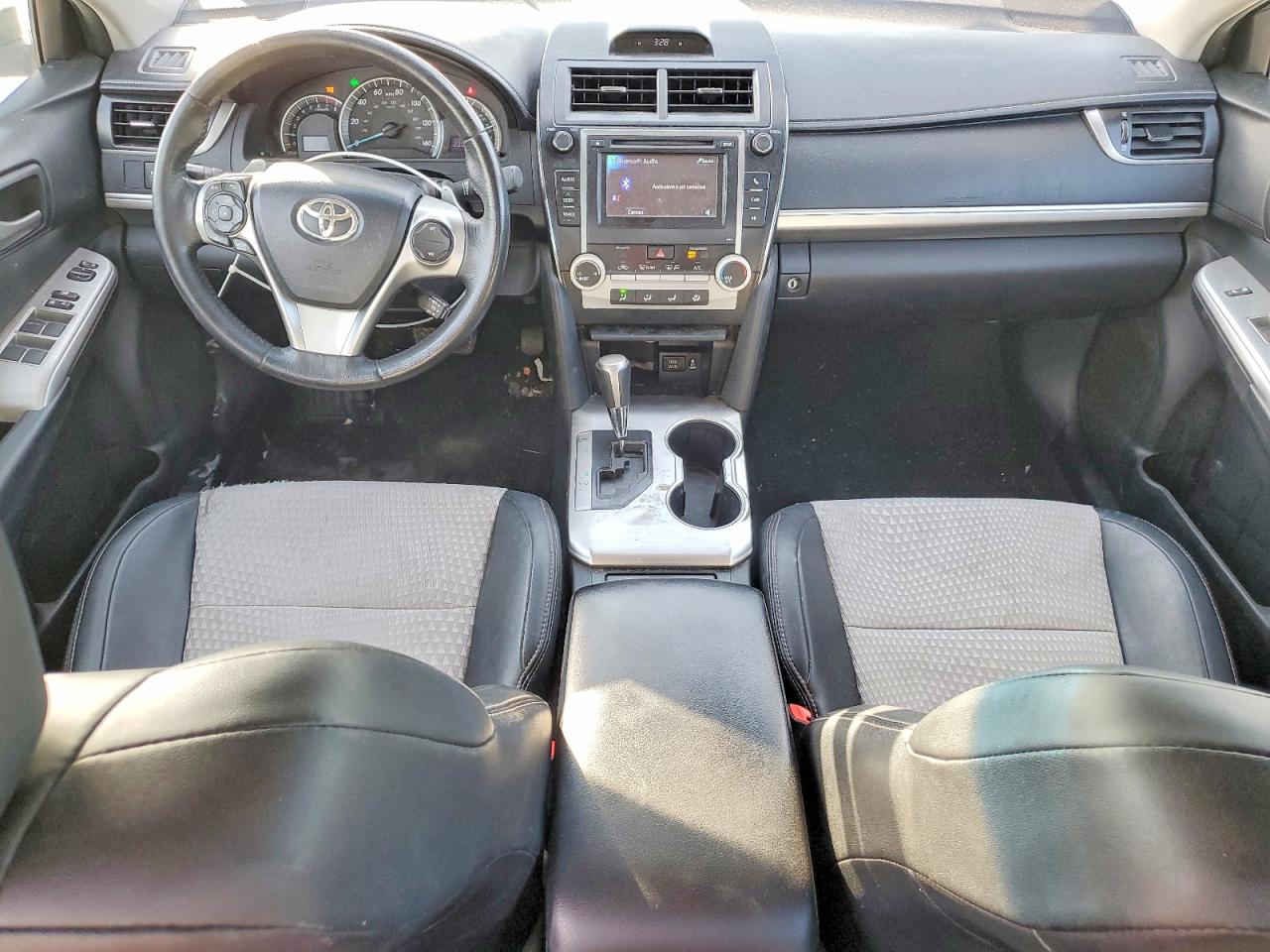 2012 TOYOTA CAMRY photo 8