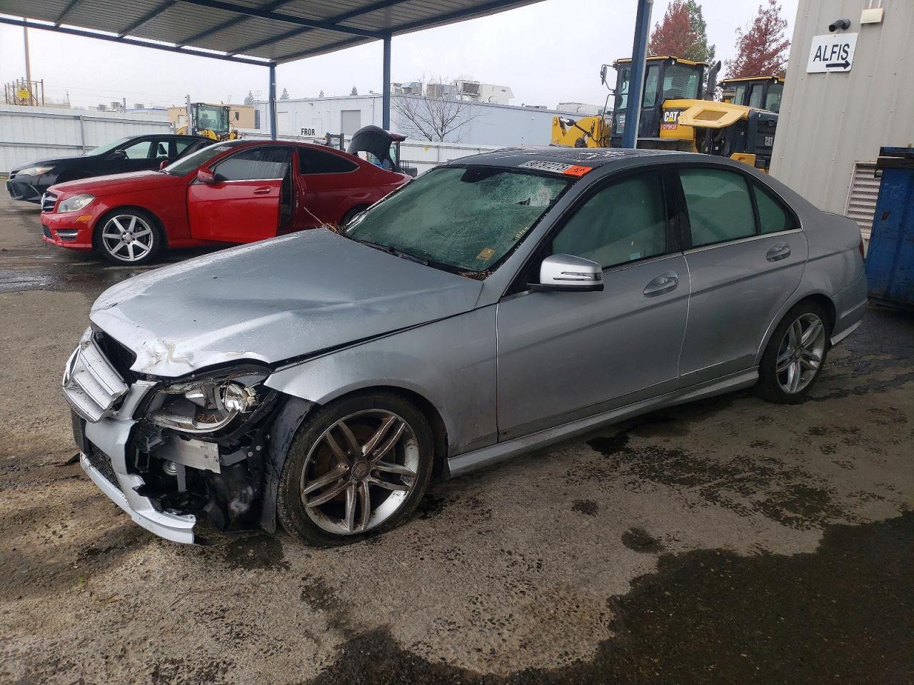 2013 MERCEDES-BENZ C