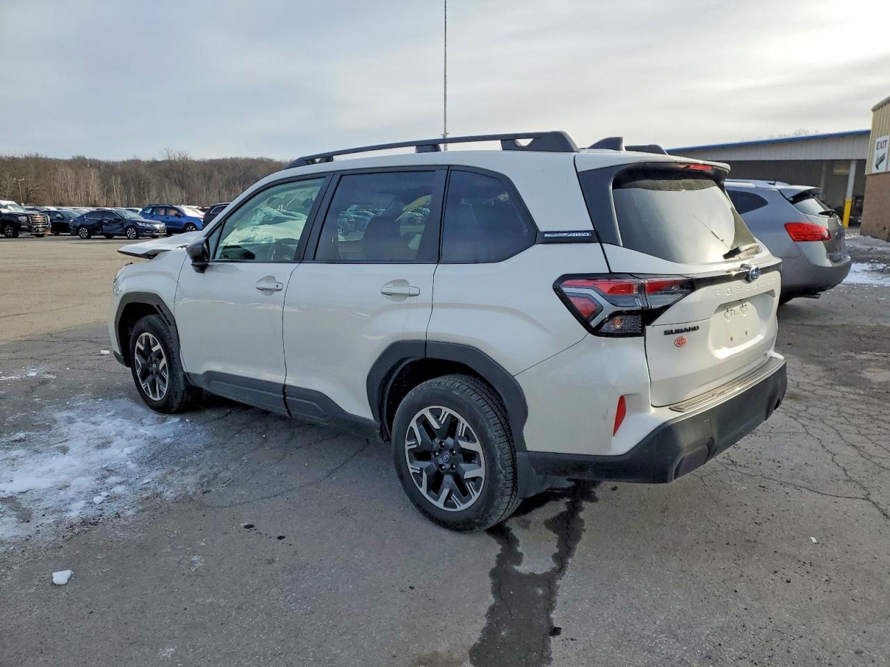 2025 SUBARU FORESTER PREMIUM photo 2