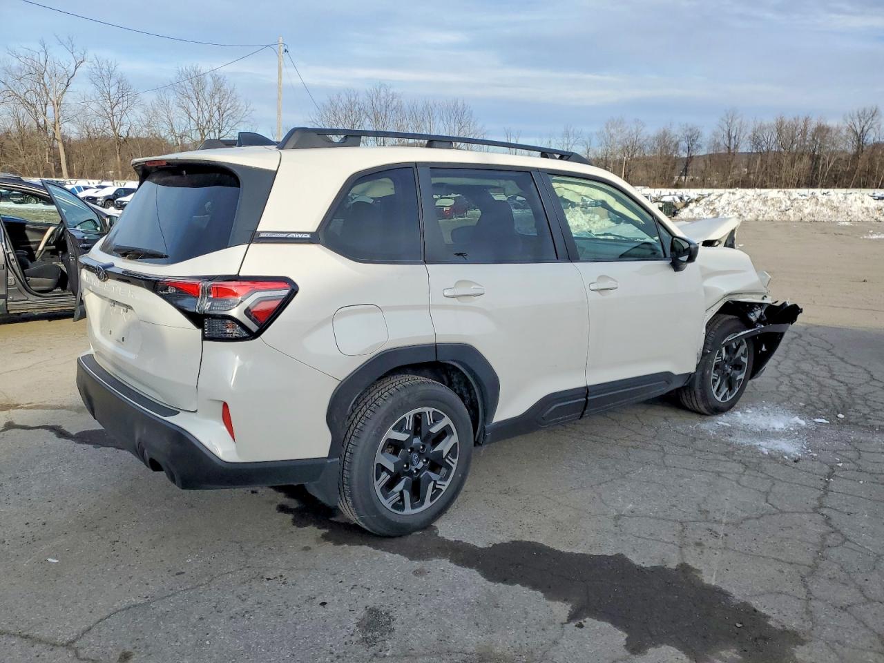 2025 SUBARU FORESTER PREMIUM photo 3