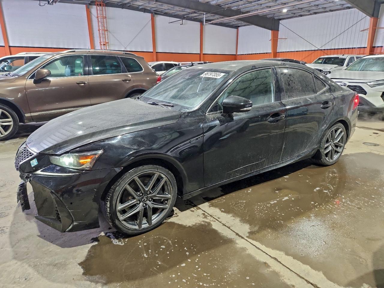 2018 LEXUS IS