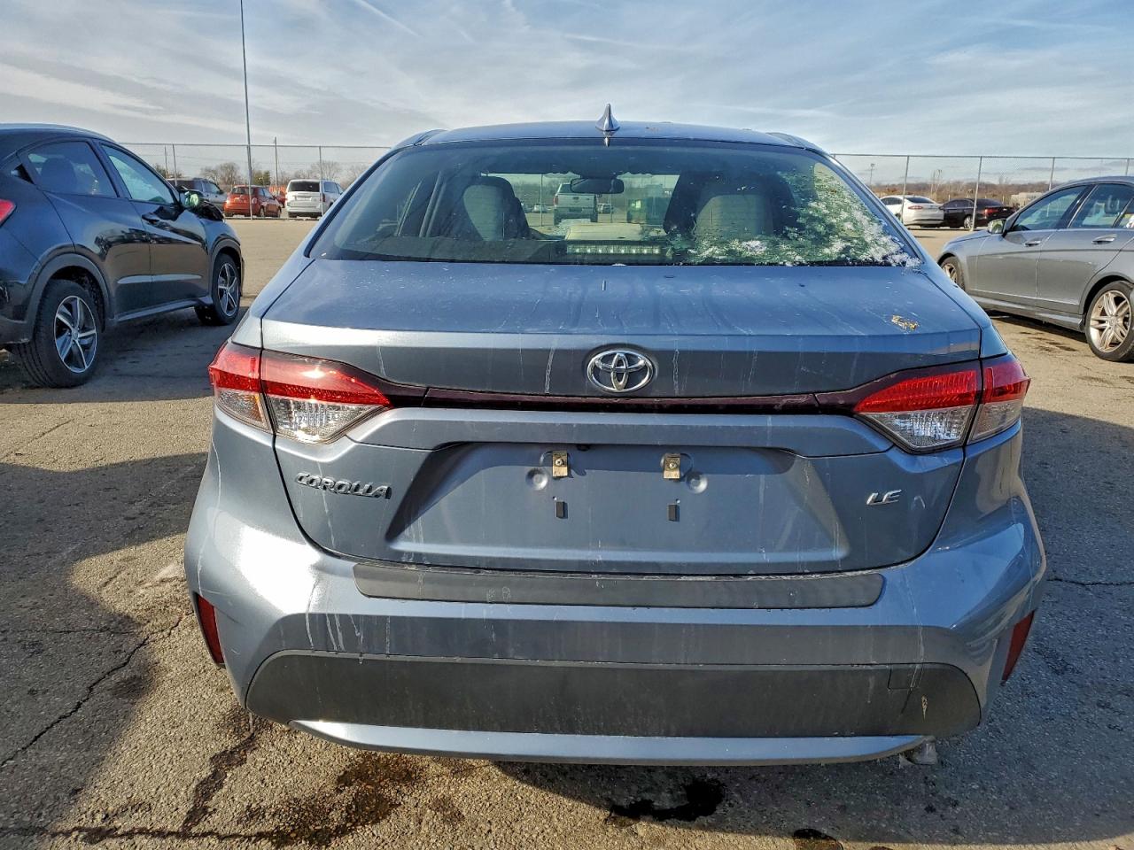 2020 TOYOTA COROLLA LE photo 6