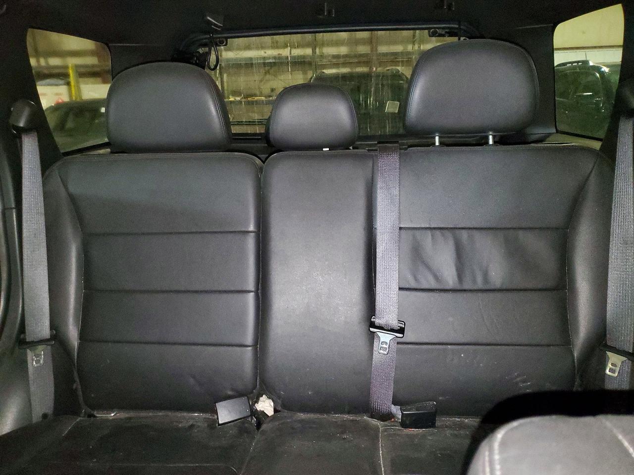 2011 FORD ESCAPE XLT photo 10