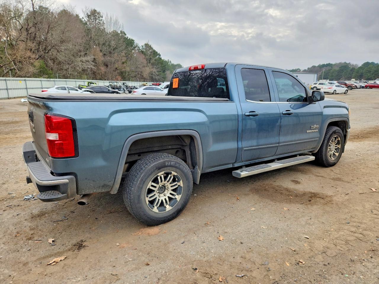 2014 GMC SIERRA C1500 SLE photo 7