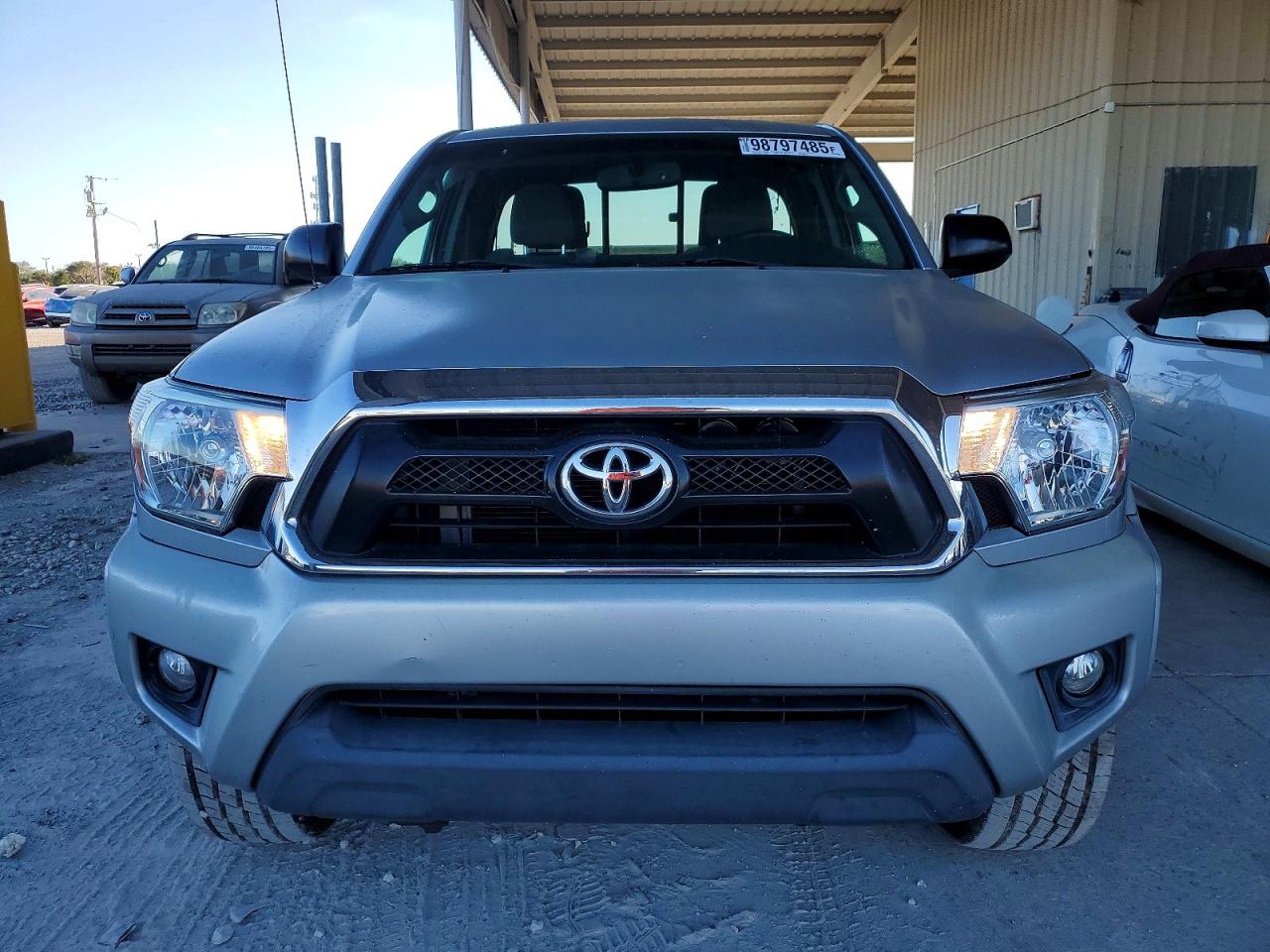 2012 TOYOTA TACOMA photo 5