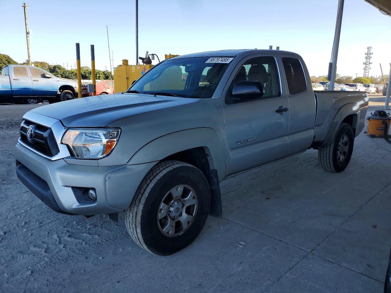 2012 TOYOTA TACOMA