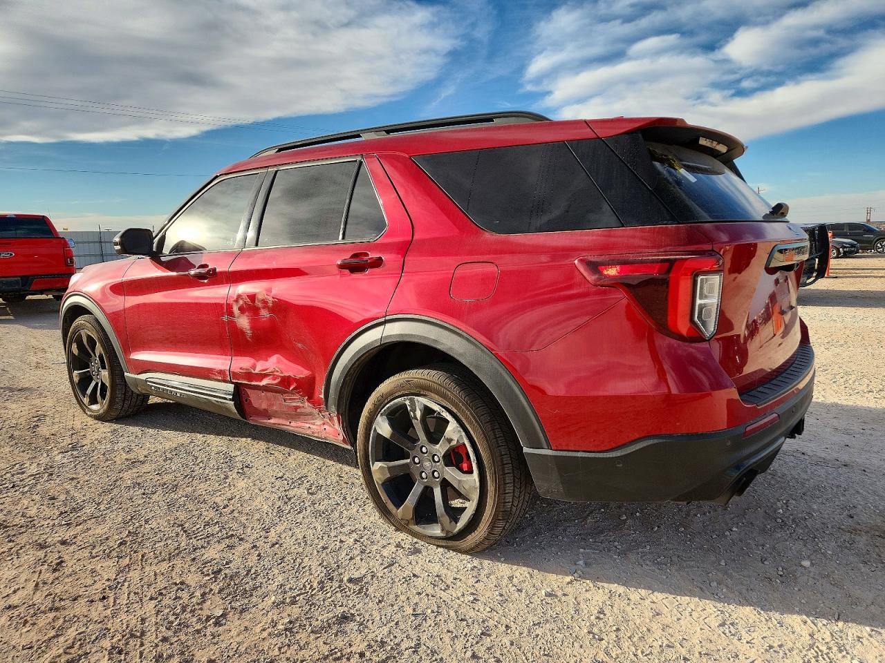 2020 FORD EXPLORER ST photo 2