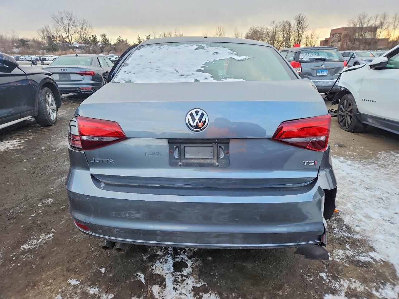 2017 VOLKSWAGEN JETTA S photo 6