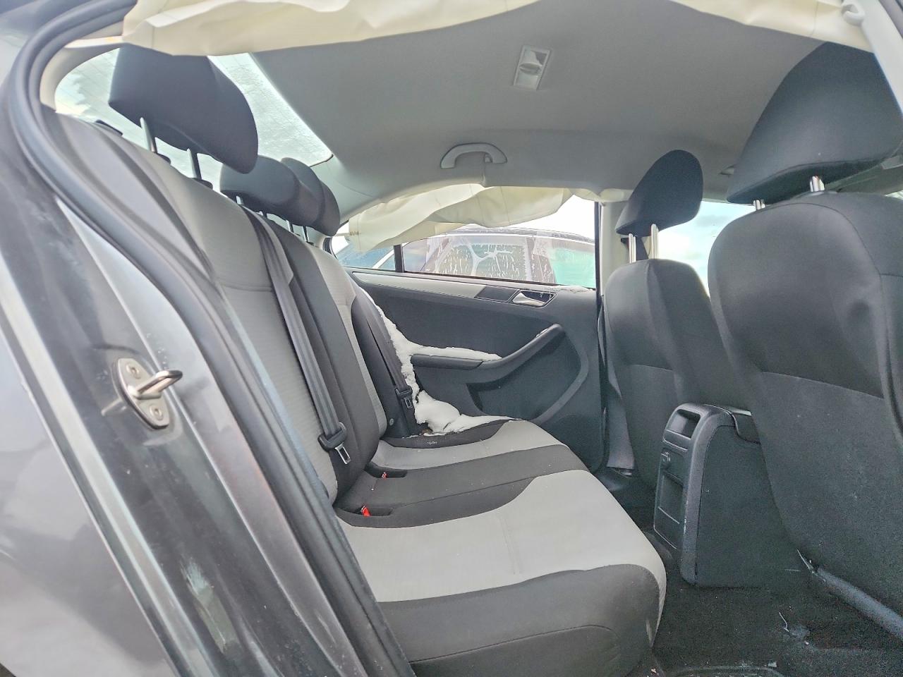 2017 VOLKSWAGEN JETTA S photo 10