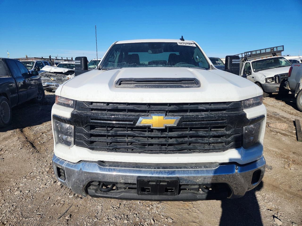 2025 CHEVROLET SILVERADO K2500 HEAVY DUTY photo 5