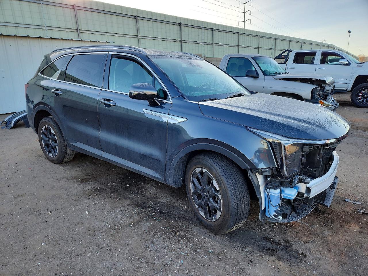 2024 KIA SORENTO S photo 7