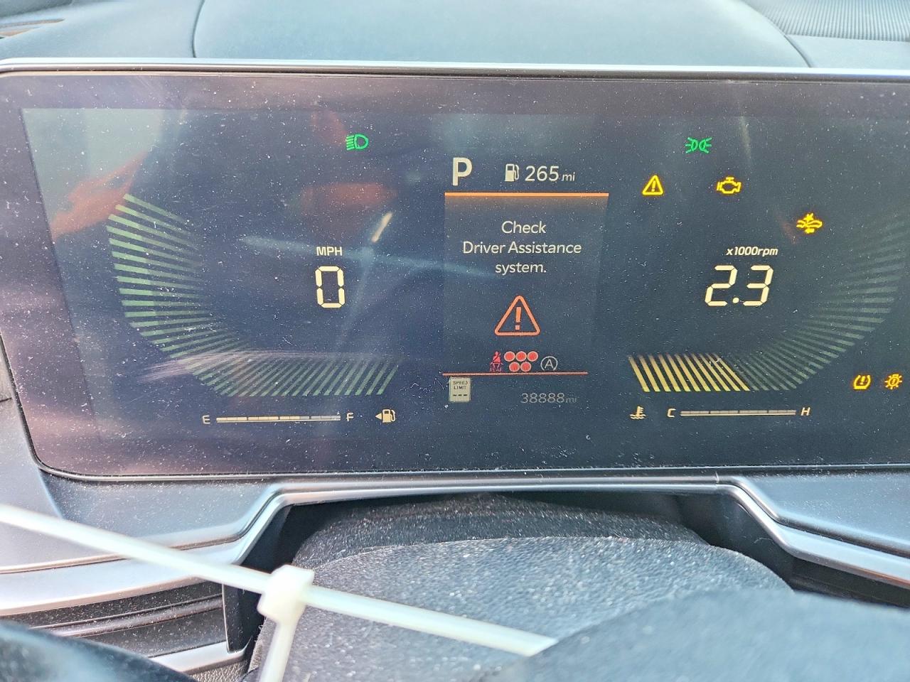 2024 KIA SORENTO S photo 17