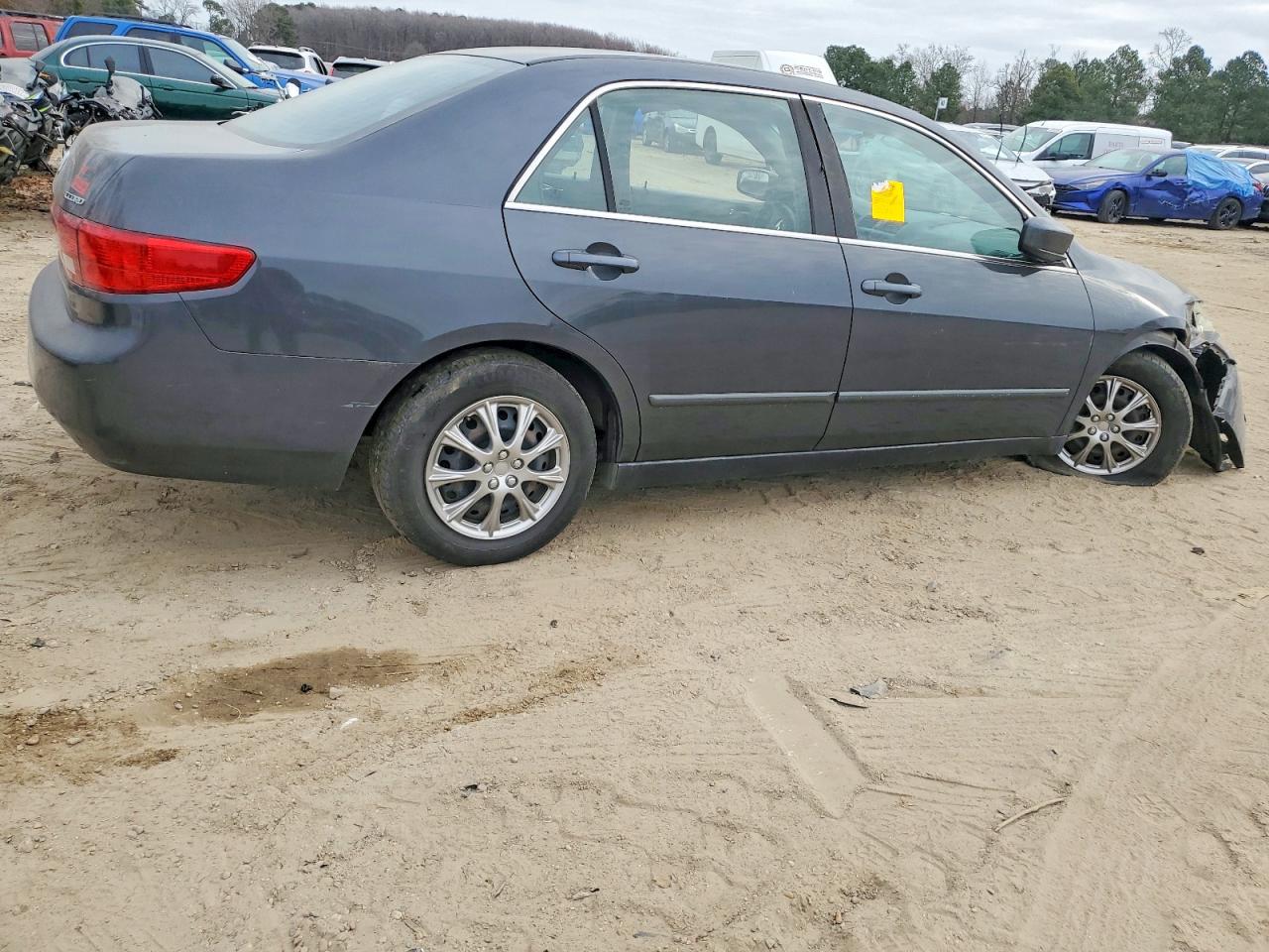 2005 HONDA ACCORD LX photo 3