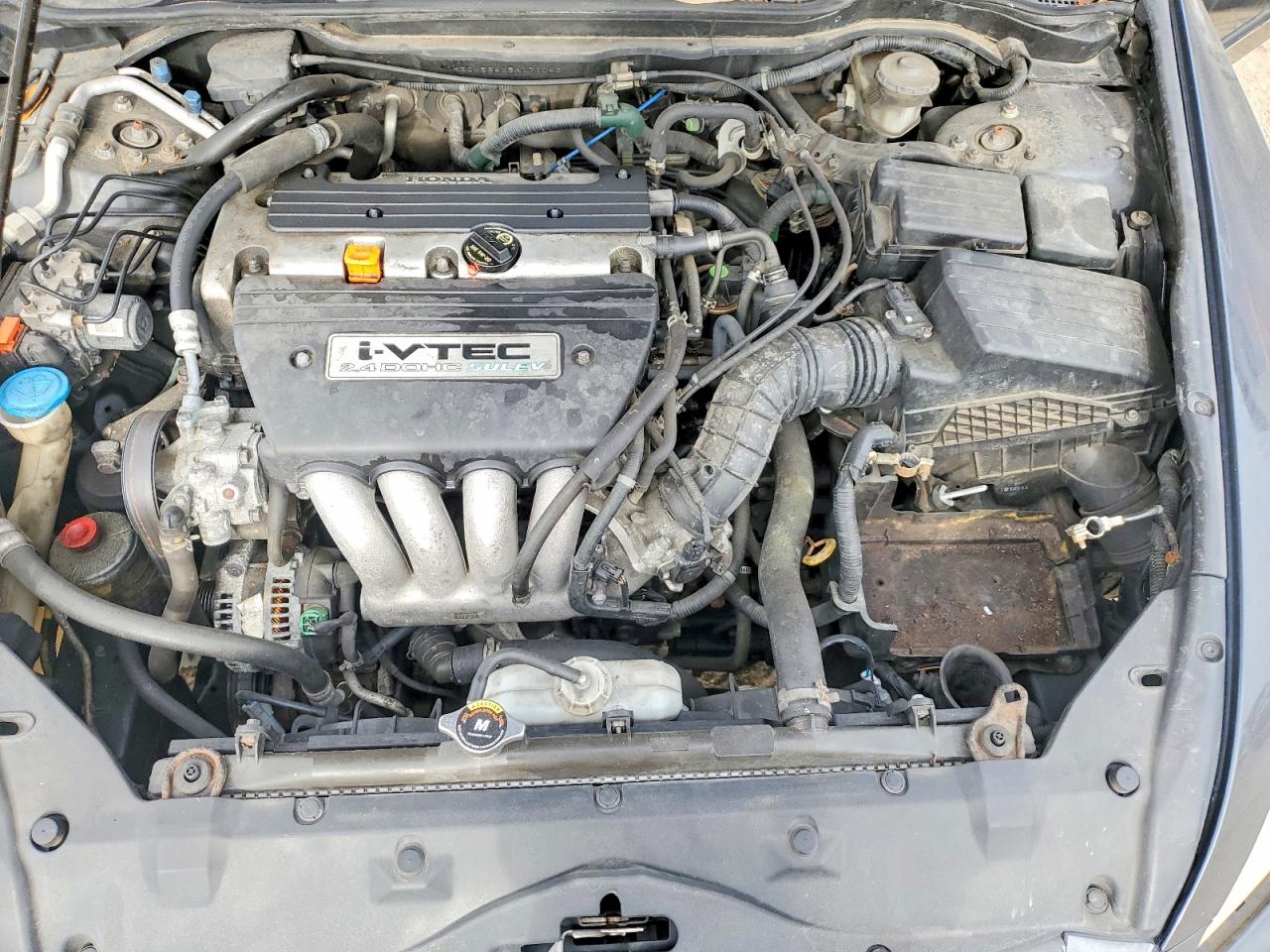 2005 HONDA ACCORD LX photo 11