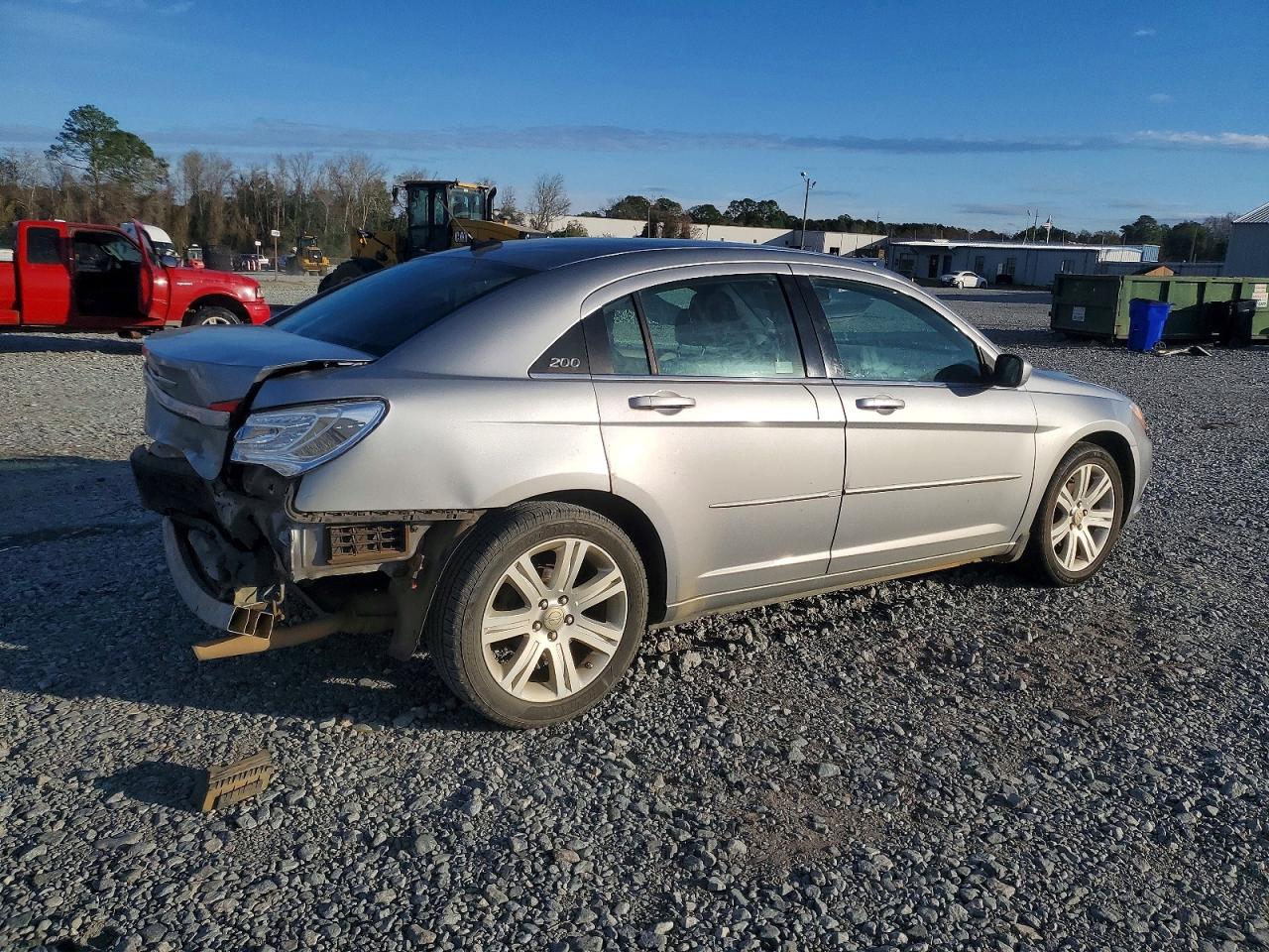 2013 CHRYSLER 200 TOURING photo 3