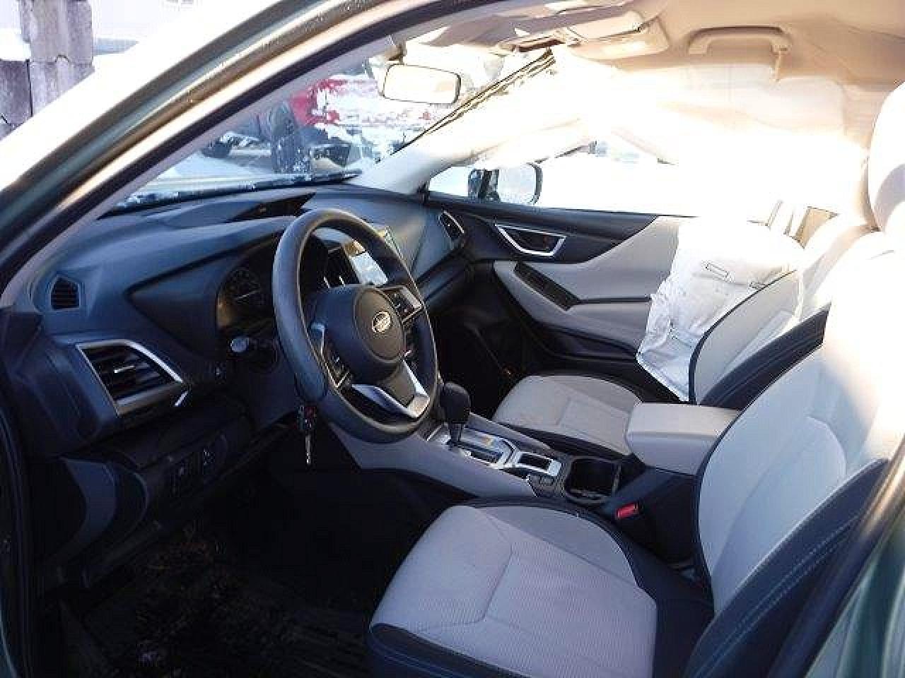 2021 SUBARU FORESTER photo 5
