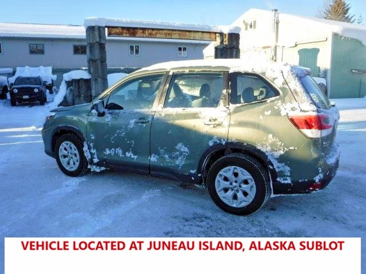 2021 SUBARU FORESTER photo 3