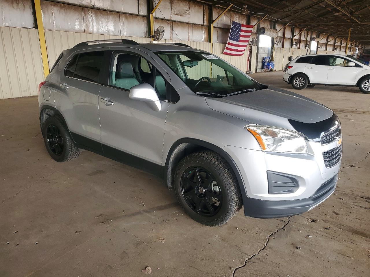 2015 CHEVROLET TRAX 1LT photo 4