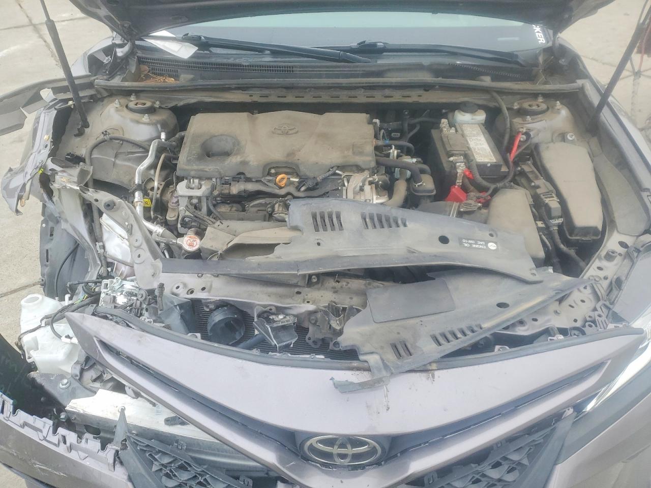2020 TOYOTA CAMRY SE photo 11