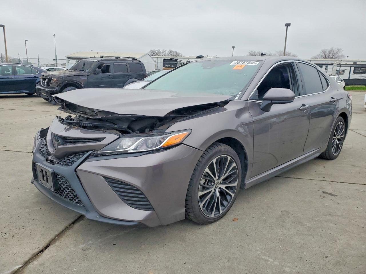 2020 TOYOTA CAMRY