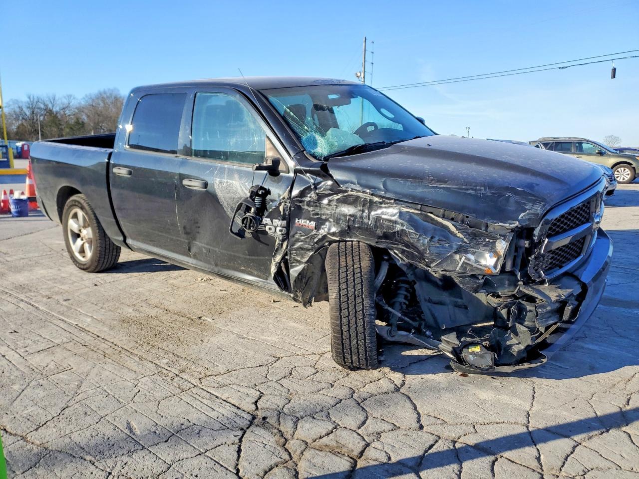 2019 RAM 1500 CLASSIC TRADESMAN photo 4