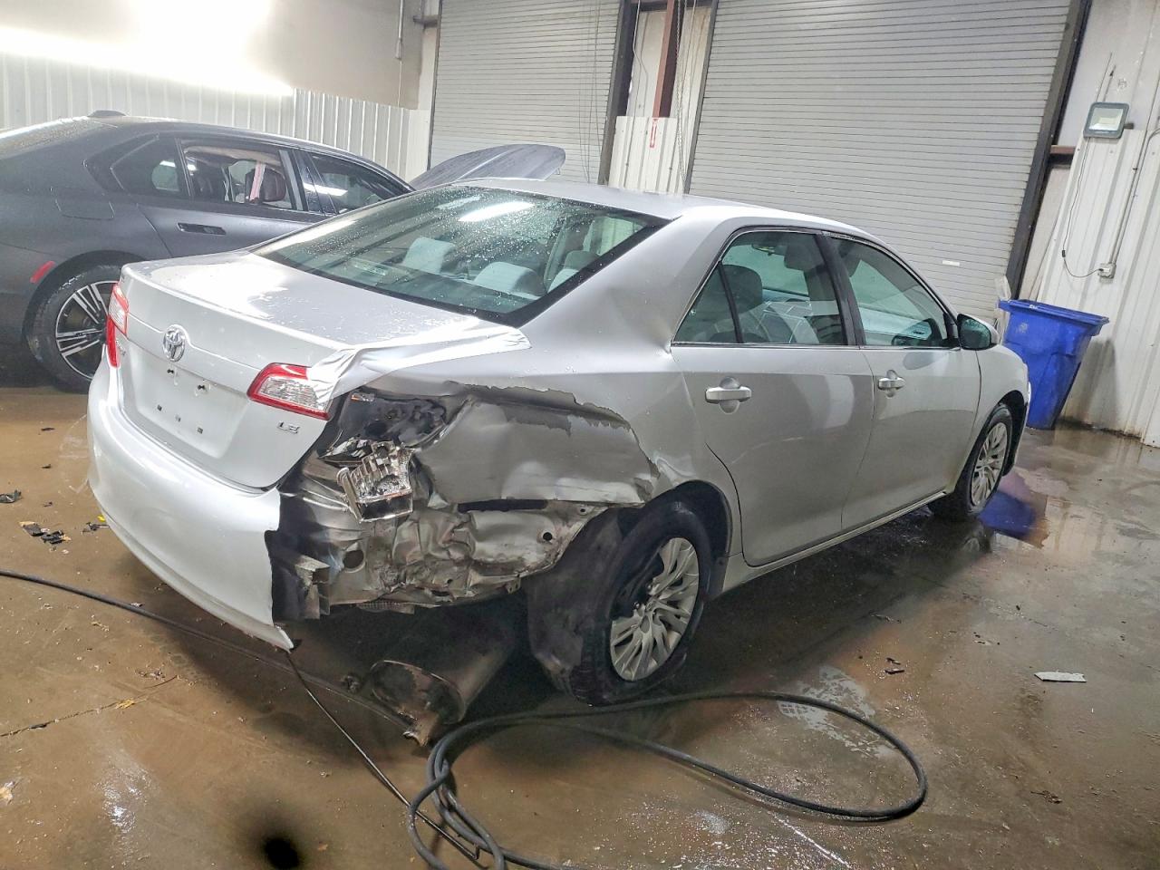 2013 TOYOTA CAMRY L photo 3