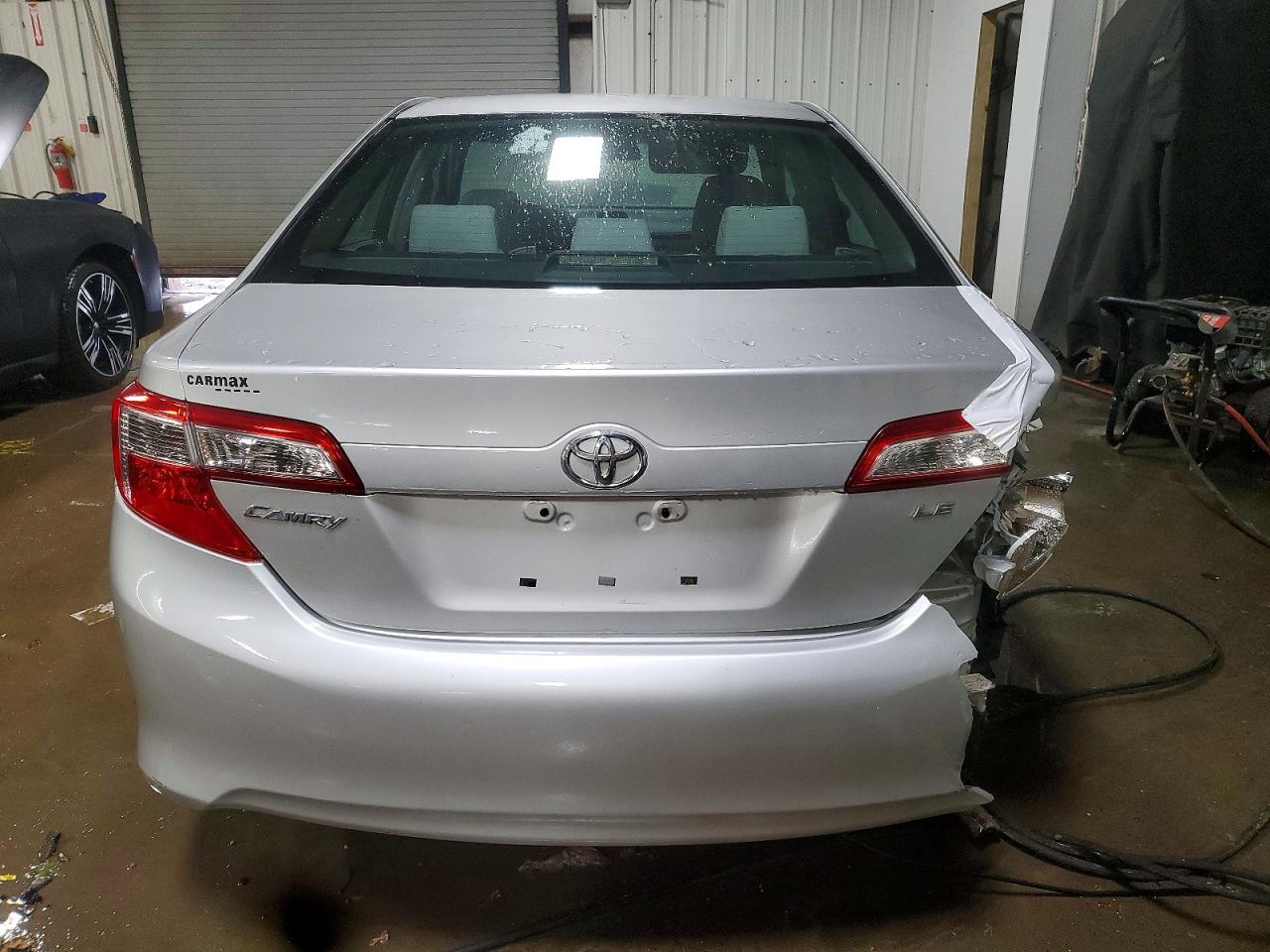 2013 TOYOTA CAMRY L photo 6