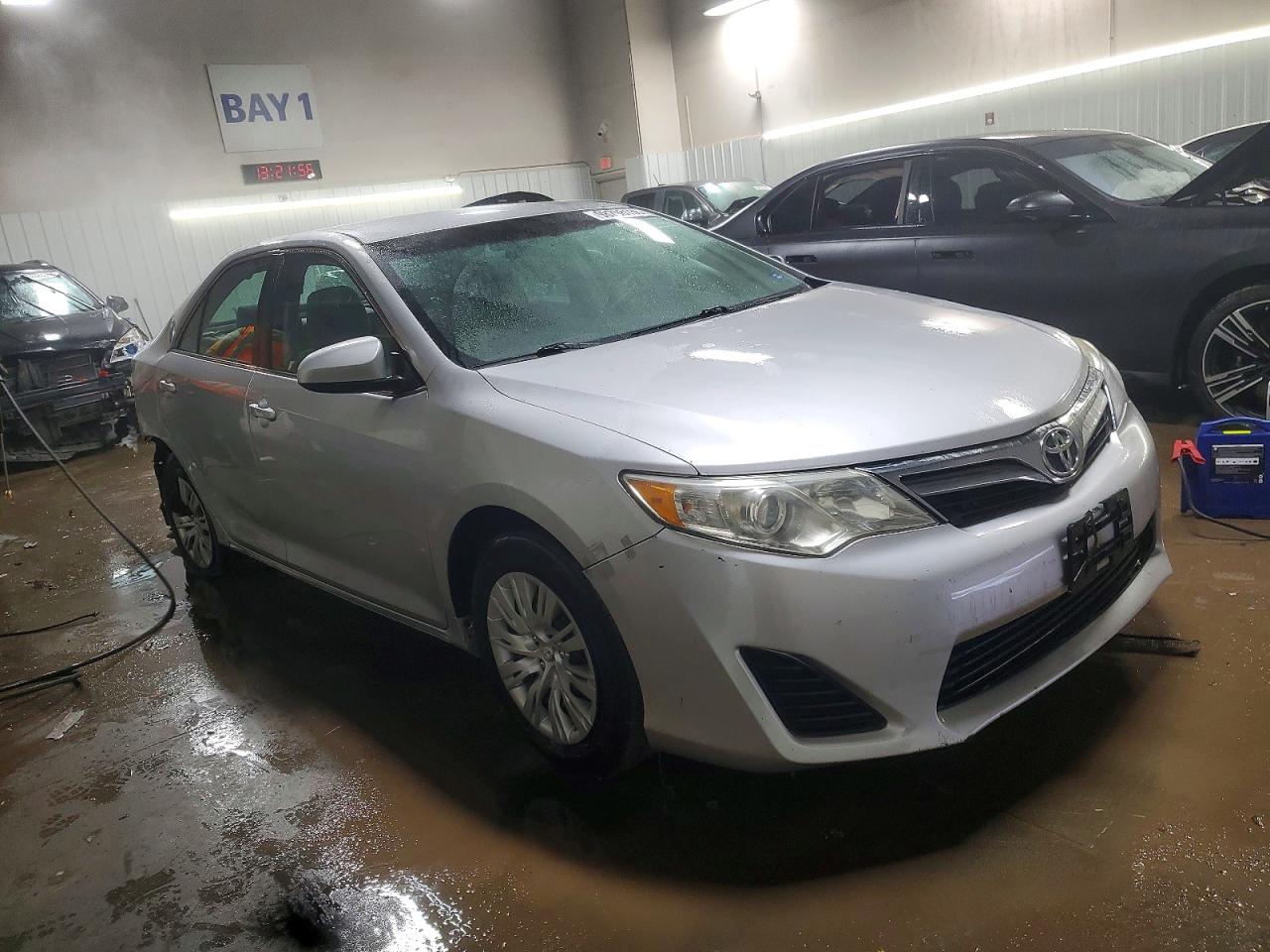 2013 TOYOTA CAMRY L photo 4