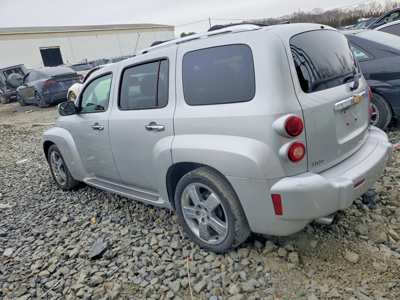 2009 CHEVROLET HHR LT photo 2