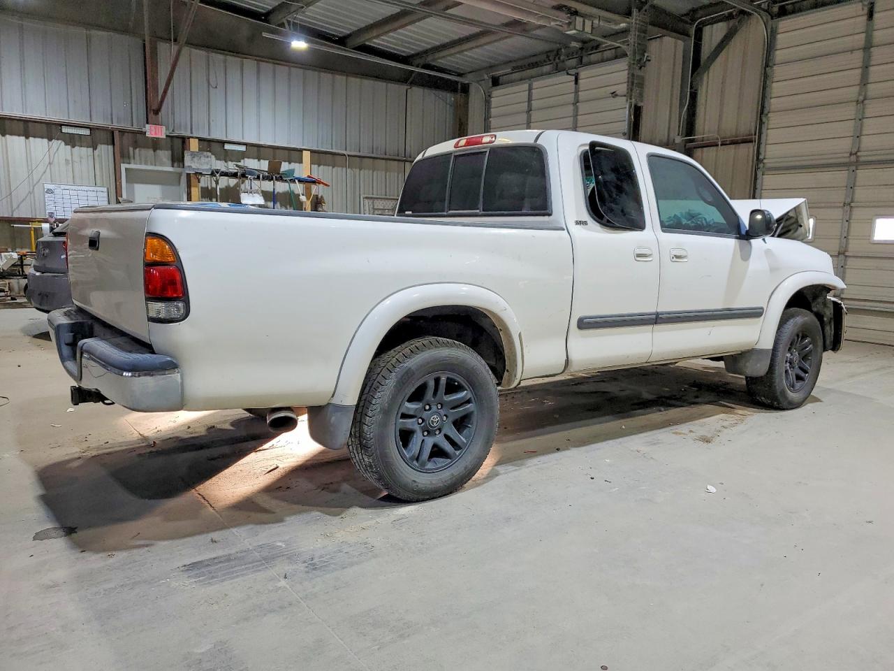 2004 TOYOTA TUNDRA ACCESS CAB SR5 photo 3