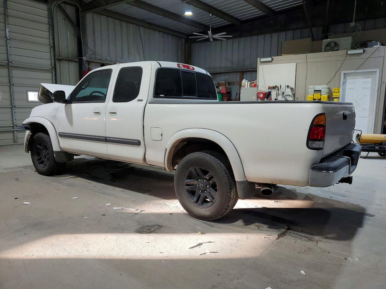 2004 TOYOTA TUNDRA ACCESS CAB SR5 photo 2