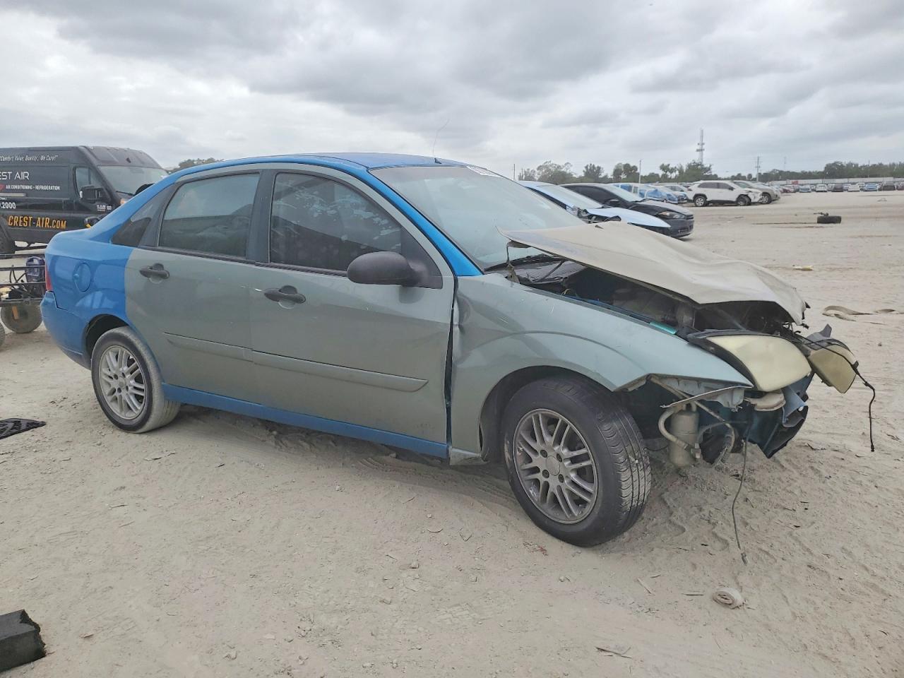 2007 FORD FOCUS ZX4 photo 4