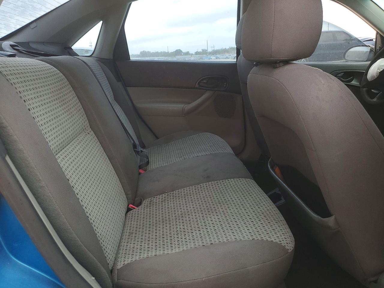 2007 FORD FOCUS ZX4 photo 10