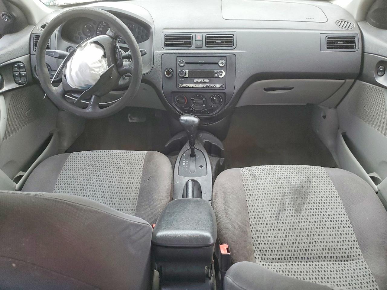 2007 FORD FOCUS ZX4 photo 8